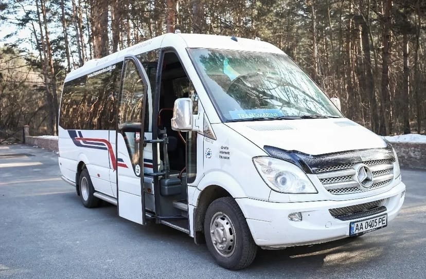 Замовлення автобуса 16-85 місць, розвезення працівників