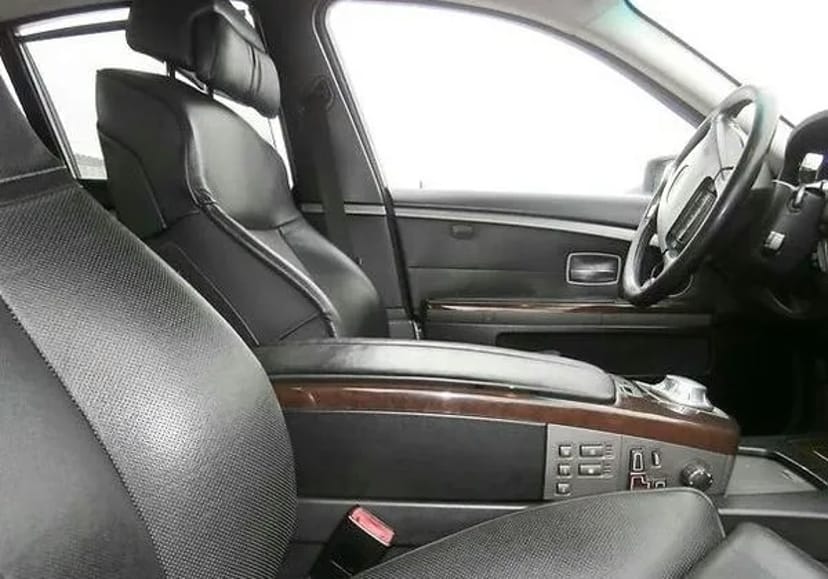 118 Авто на весілля BMW 745L чорний 