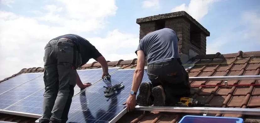 Монтаж сонячних панелей Встановлення сонячних батарей якісно