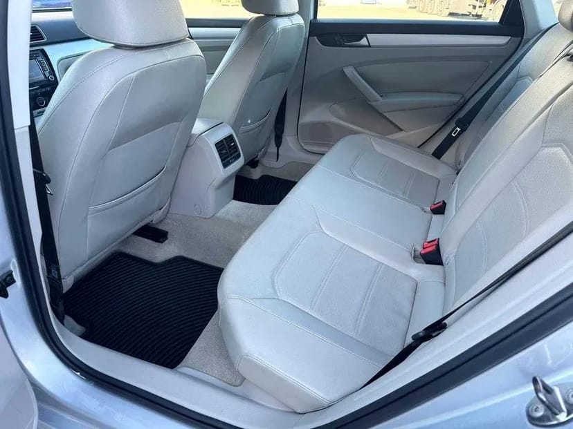 Авто VW Passat B7
