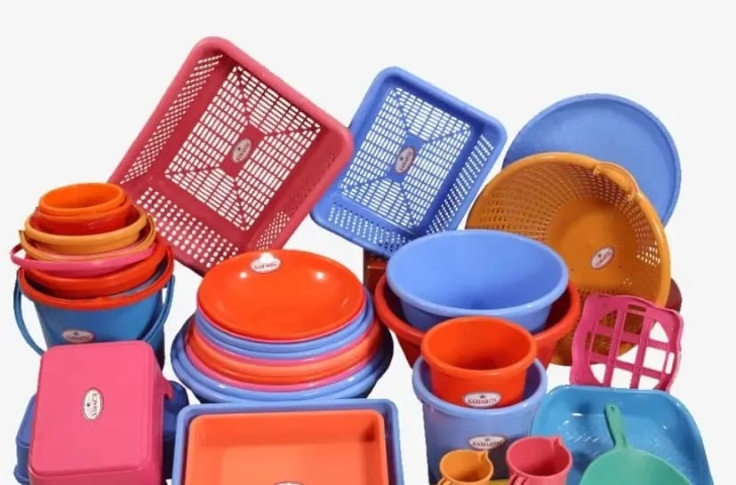 Лиття пластику під тиском