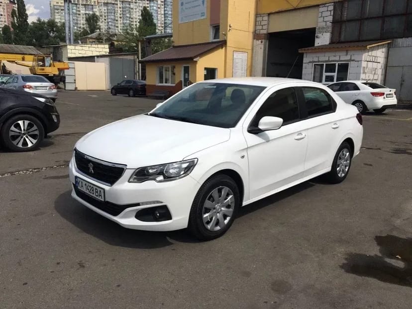 Авто під таксі. З правом викупу