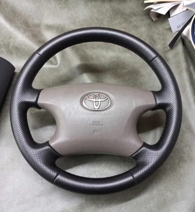 Перетяжка руля авто від 2000 грн