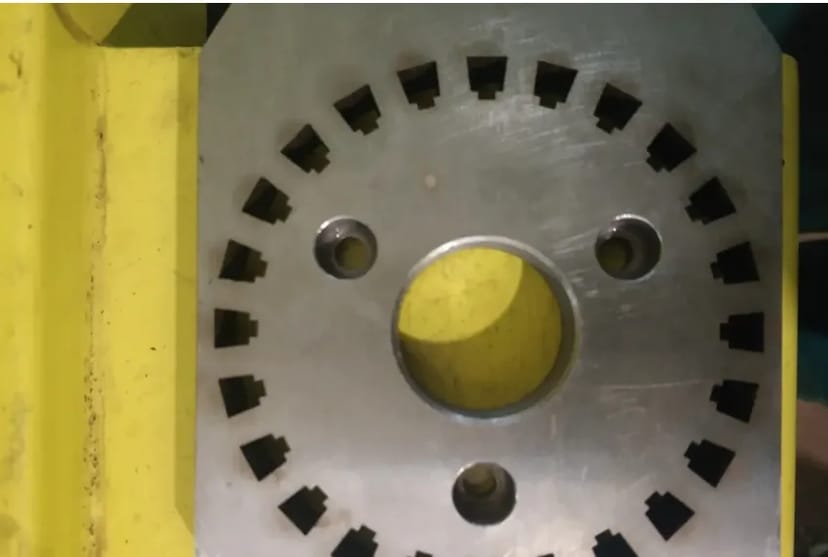 Виготовлення деталей складної форми на обладнанні ЧПУ