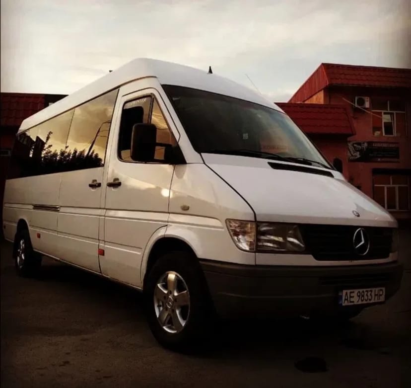Автобус 20 місць мікроавтобус
