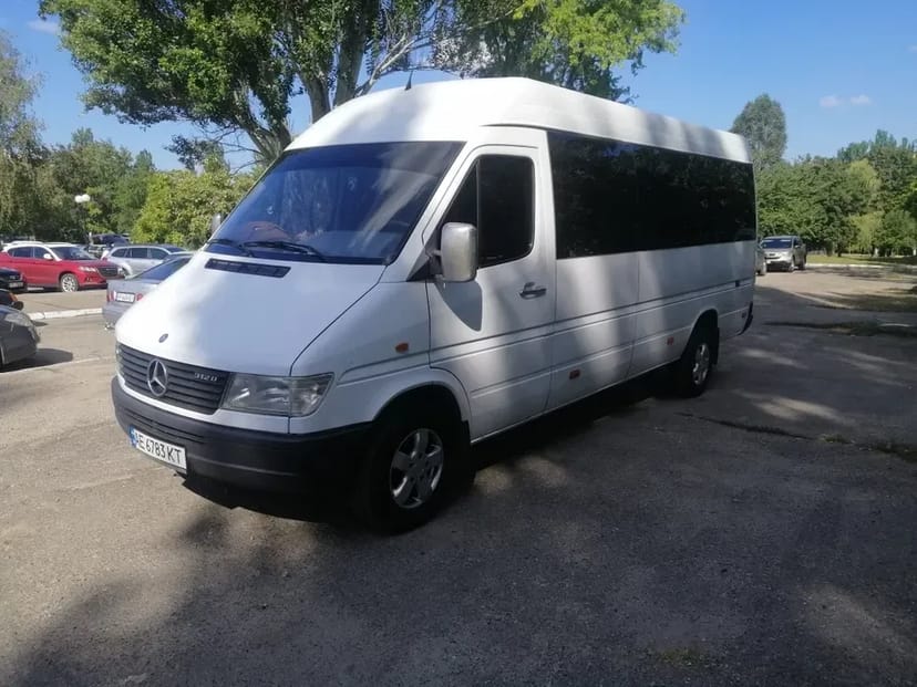 Автобус 20 місць мікроавтобус