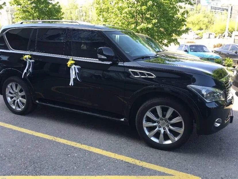 Авто на весілля, VIP зустрічі. Infiniti