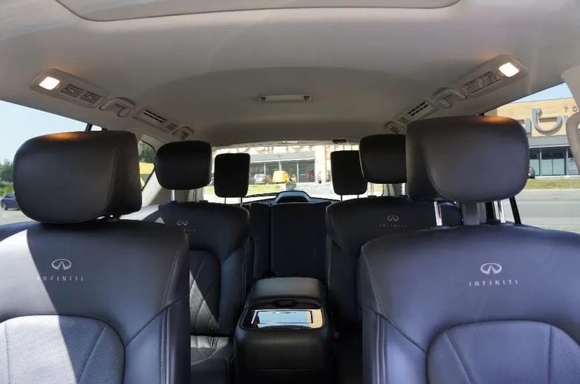 Авто на весілля, VIP зустрічі. Infiniti