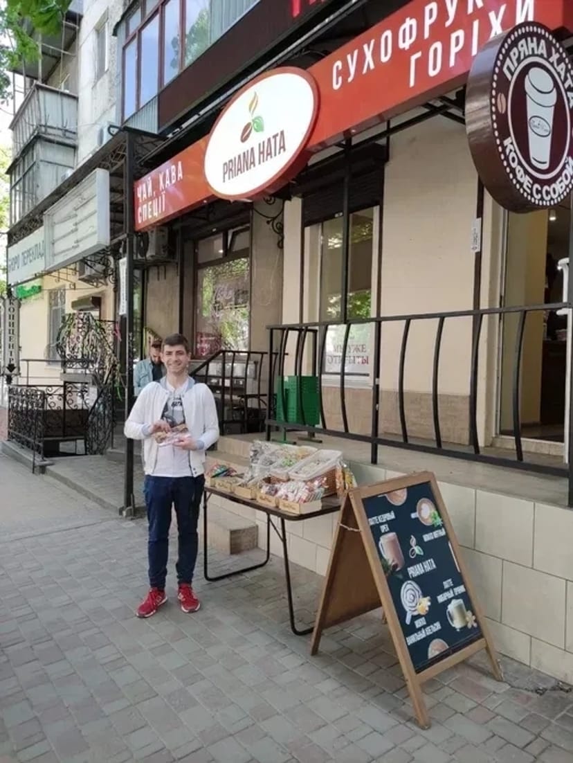 Услуги промоутеров в Одессе: качественная раздача флаеров и листовок!