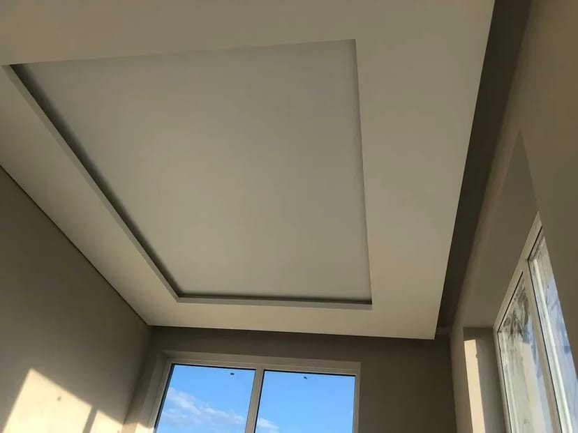 Быстрое и идеальное решение - это современные Натяжные потолки!