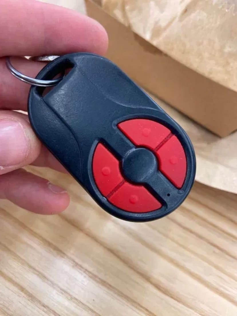 Ремонт захисних ролетів всіх типів. Київ і Київська область.