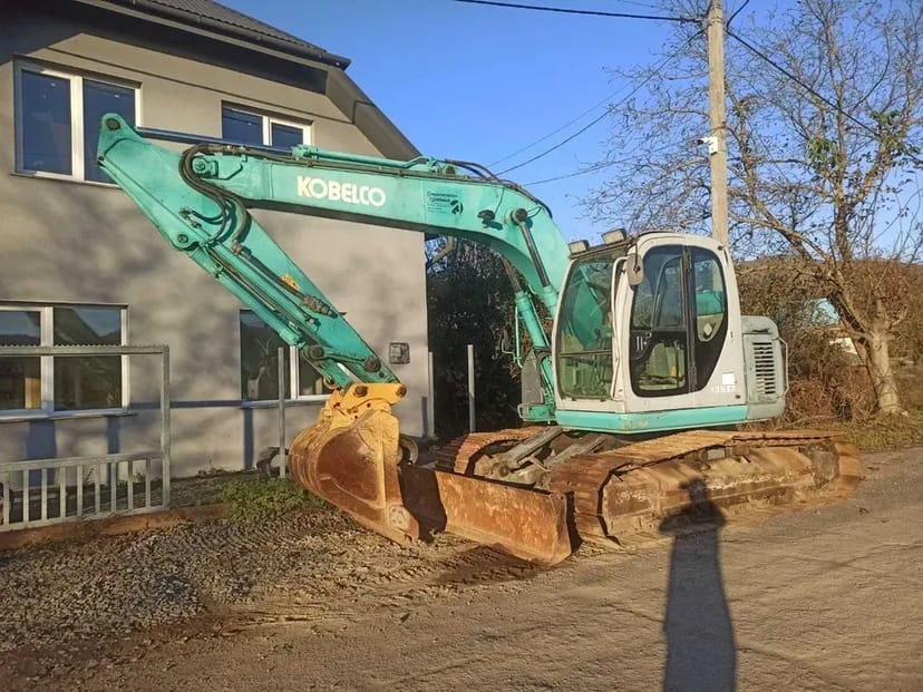 Послуги екскаватора 15-22т. JCB JS220 Komatsu PW180