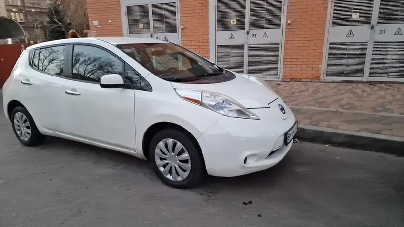 Nissan leaf 400 грн!!! в сутки