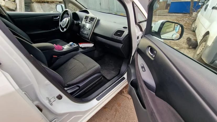 Nissan leaf 400 грн!!! в сутки
