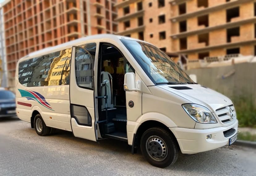 Мікроавтобус Mercedes Sprinter Sunset 2011 р. - 19 пасажирських місць