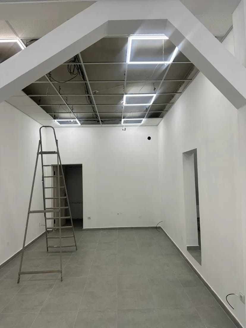 Фасадне приміщення 82 м2 в Тячівському районі