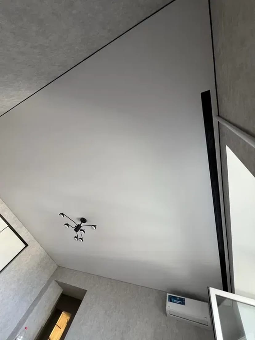 Професійний монтаж натяжних стель — досвід і гарантія