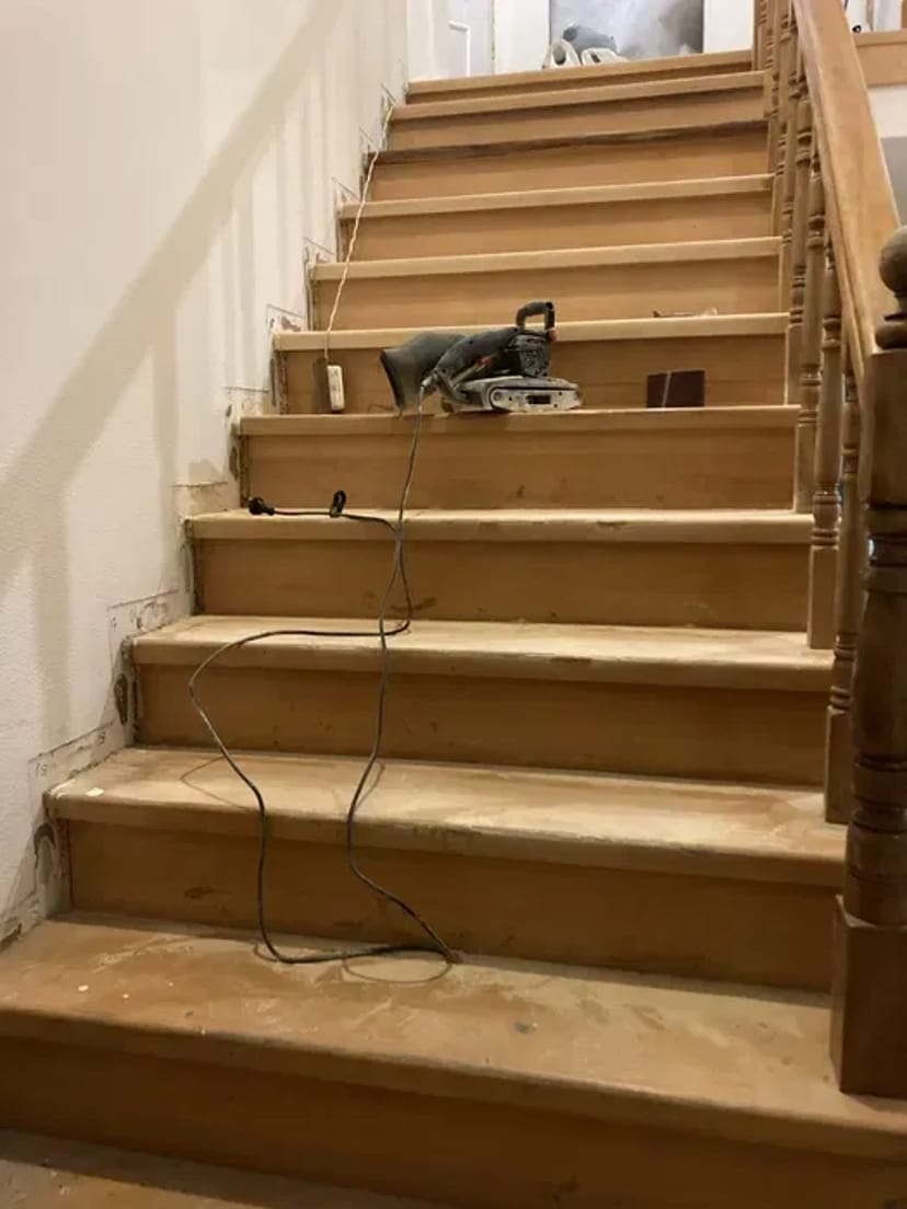 Реставрація ремонт меблів ДВЕРЕЙ фасадів кухні СХОДИ ПАРКЕТУ