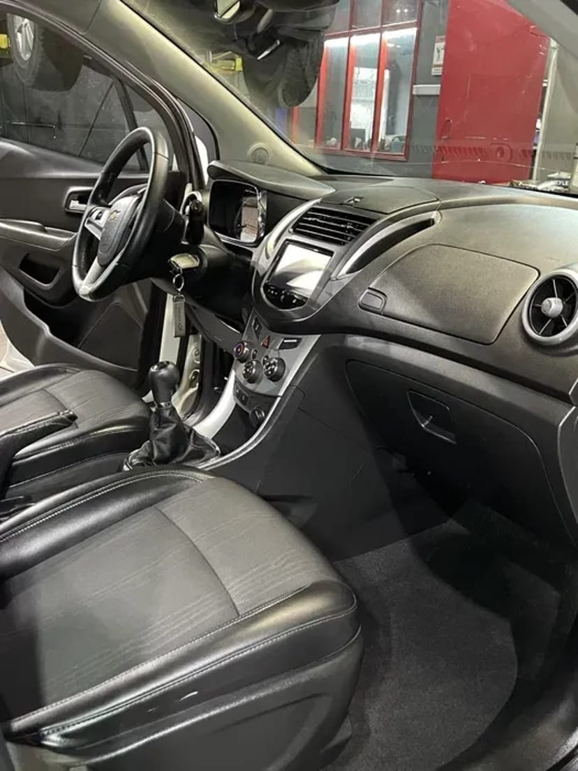 Хімчистка авто Gran Torino. Повний комплекс. Преміум‑хімчистка авто: стеля, пластик, сидіння, ковролін, багажник.
