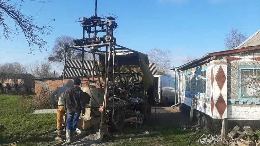 Буріння криниць ітілійскою буровою машиною