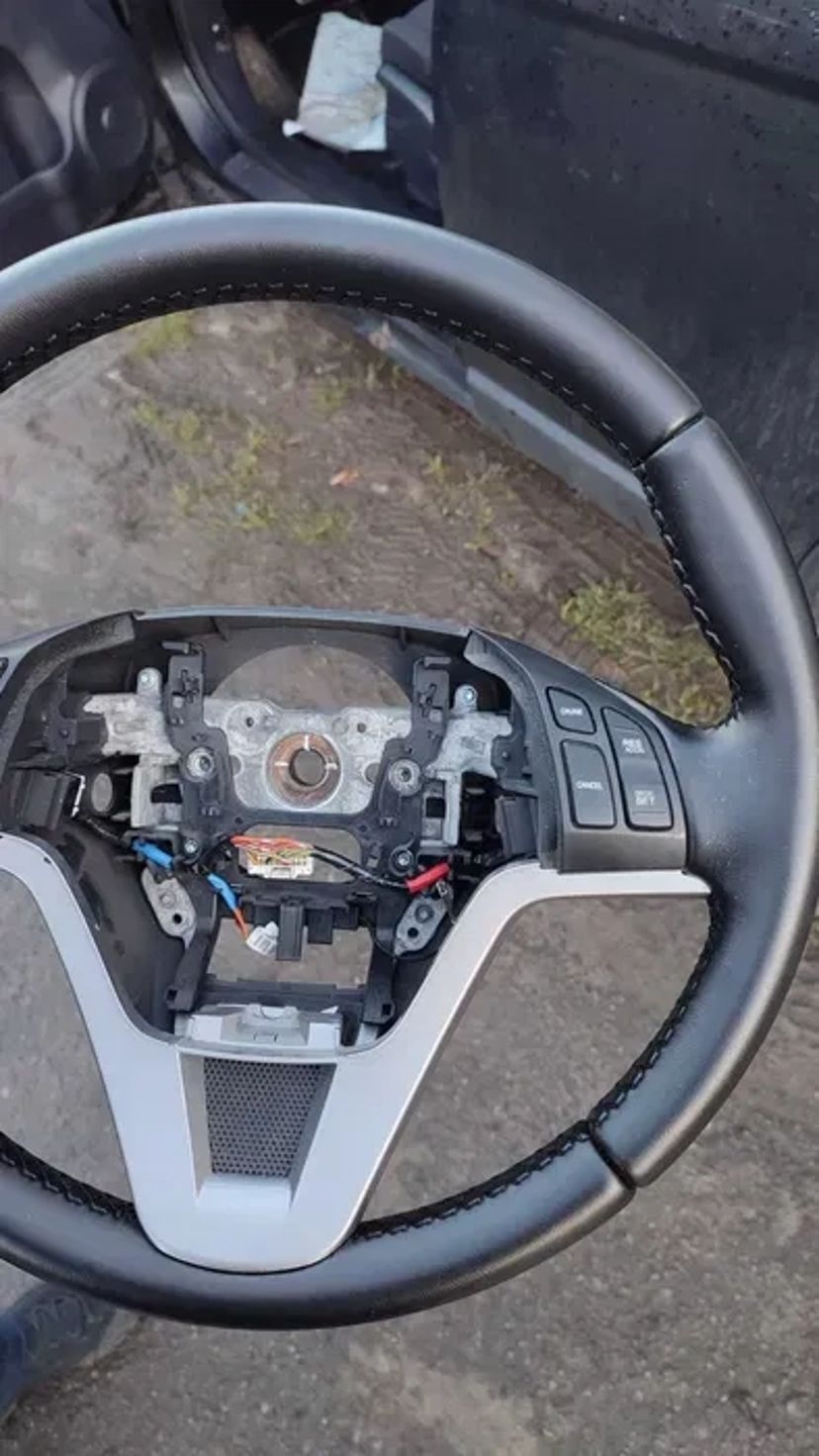 Перетяжка руля, ручки КПП, підлокітник