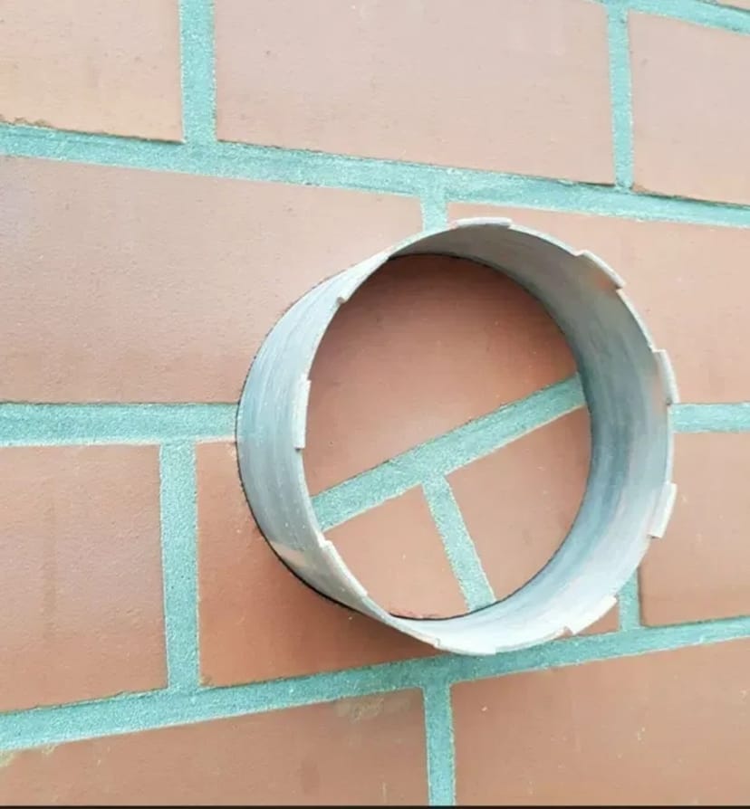 Алмазне буріння отворів. Алмазне свердління. Різання отвору.