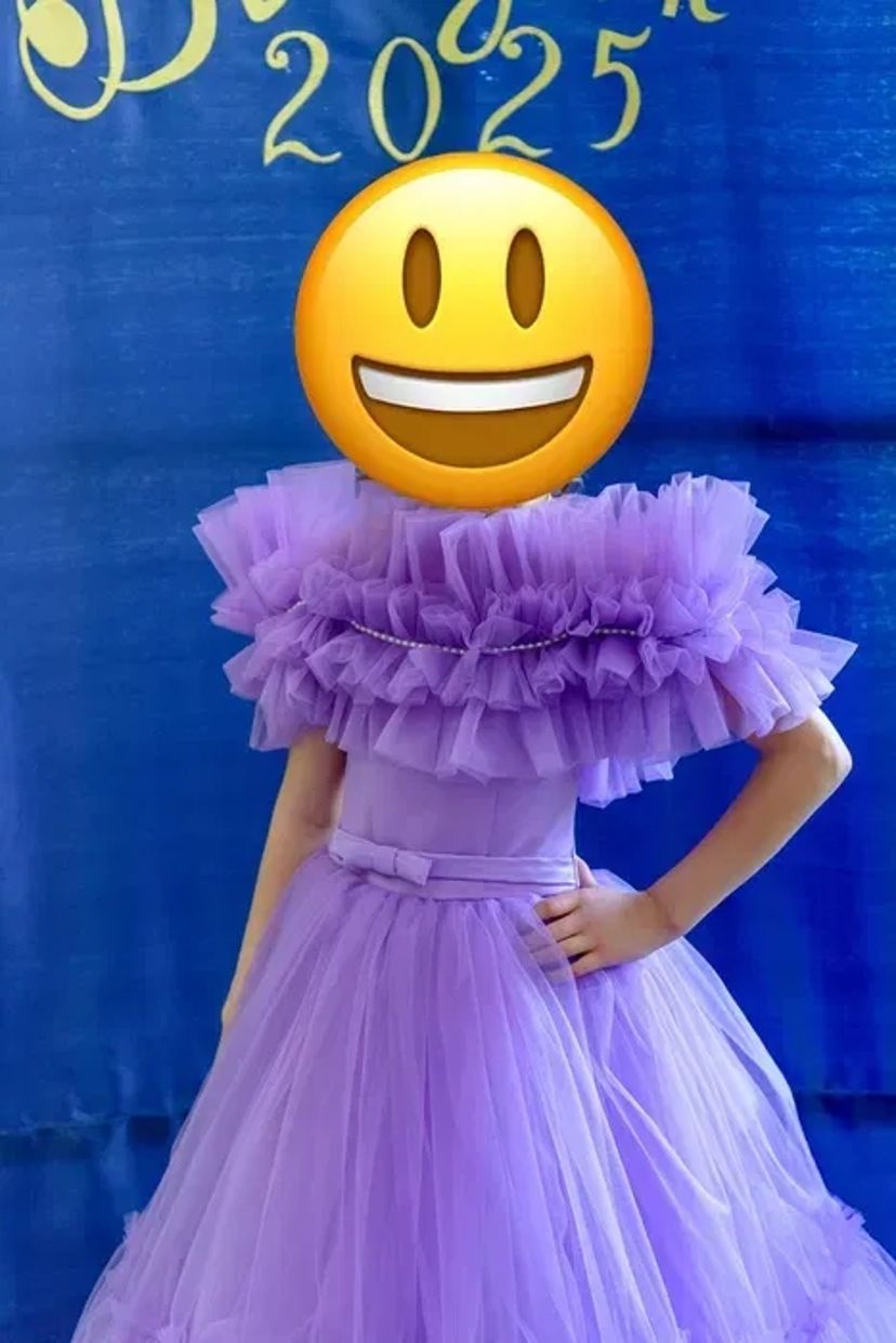 Ніжна святкова сукня для дівчинки