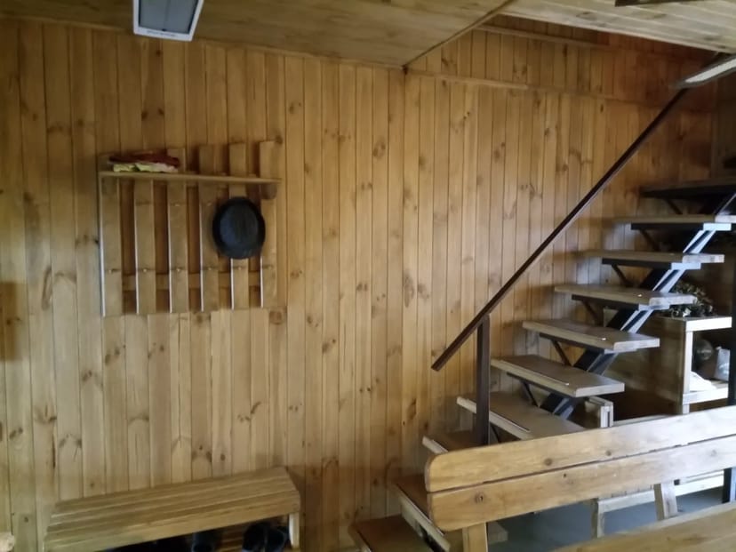 Гостьовий 2х поверховий будинок у Царичанці з сауной. каміном. білярдом