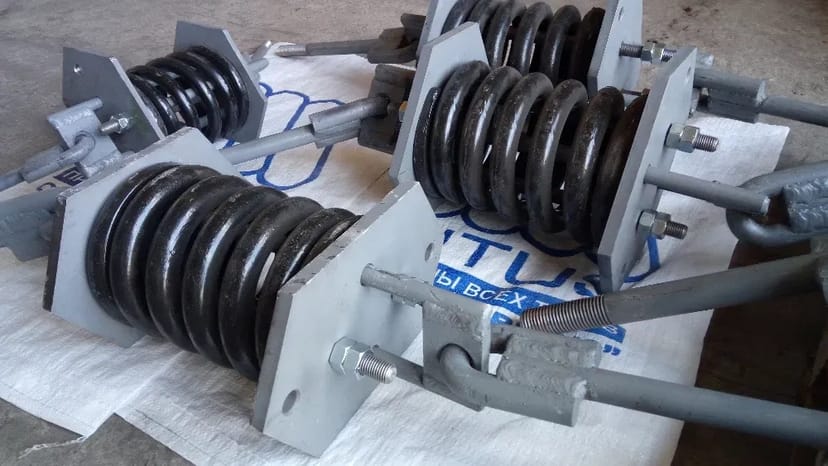 Пружини підвісів трубопроводів Опори трубопроводів.