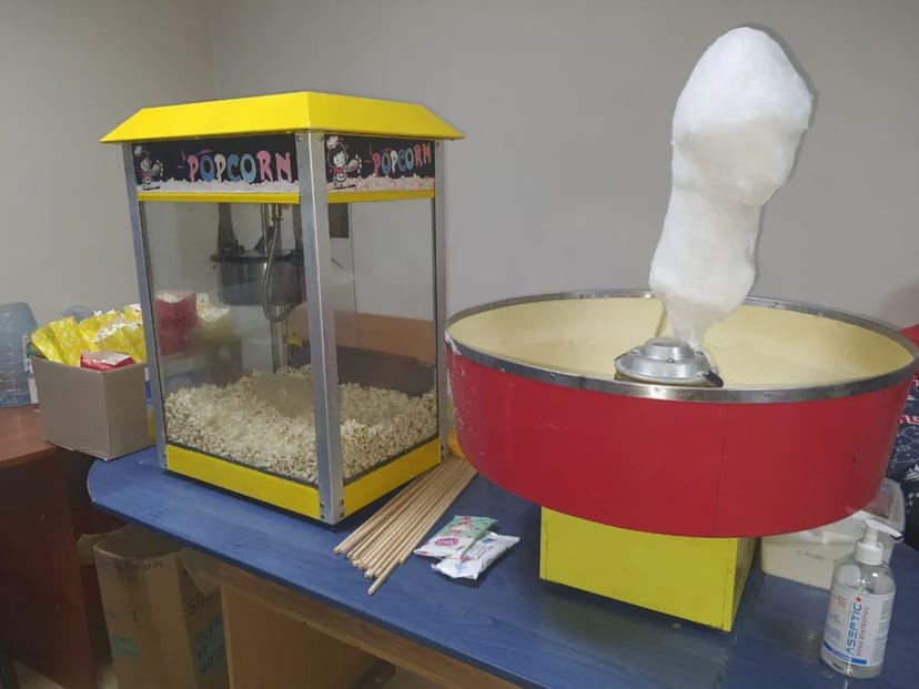 Солодка вата на свято