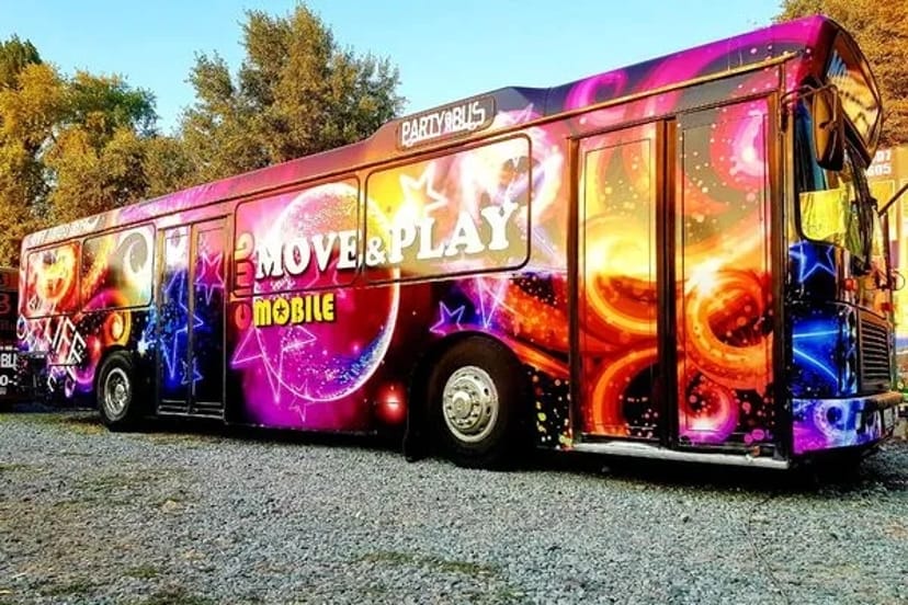 367 Автобус Party Bus Move & Play на дитяче свято