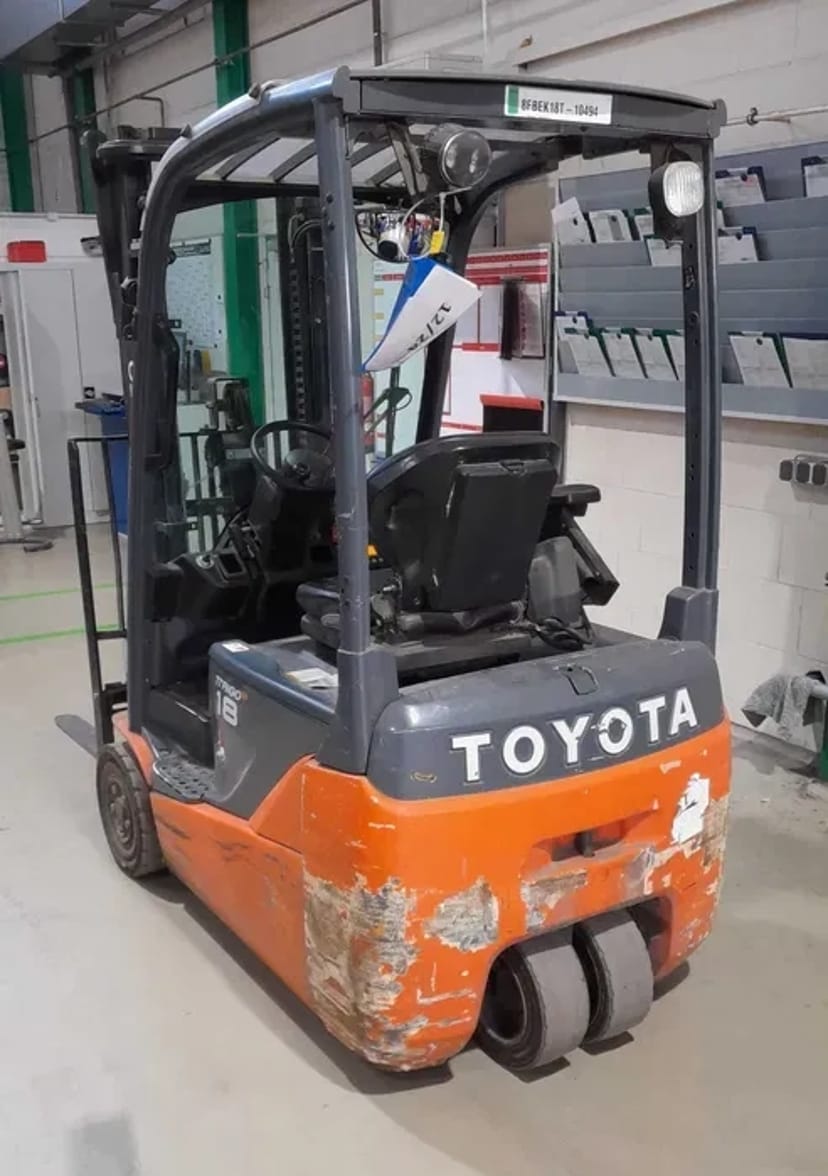 Електронавантажувач вилковий кара погрузчик 1.8т. Toyota 8FBEK18T