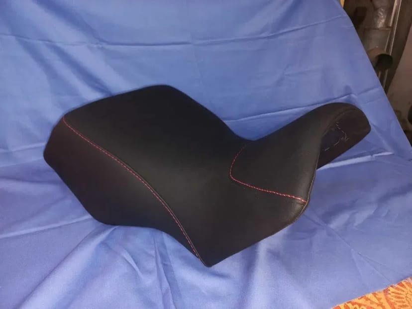Перетяжка Мотосидінь: Ремонт, Дизайн, Ідеальний Комфорт!