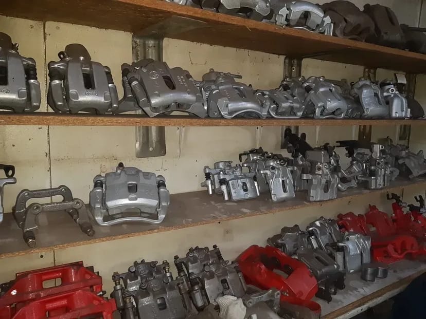 Реставрація скоб супорта напрямних суппортів проточка диска колодки