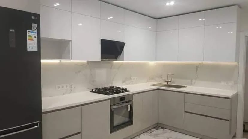 Виготовляємо та установлюємо кухні під замовлення