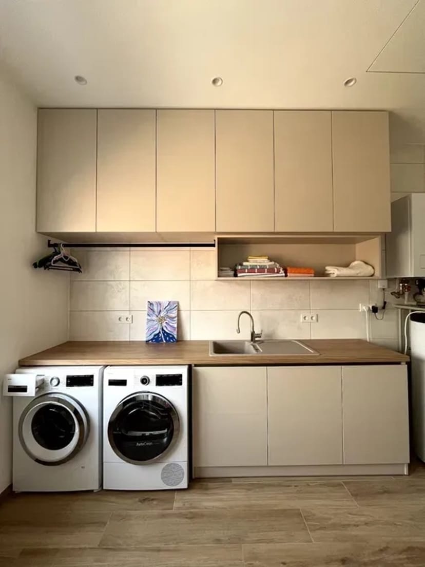 Виготовляємо та установлюємо кухні під замовлення