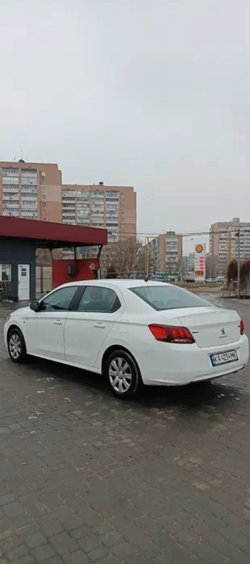 Авто Пежо 301 газ/бензин, Хендай Акцент газ/бензин, автомат.