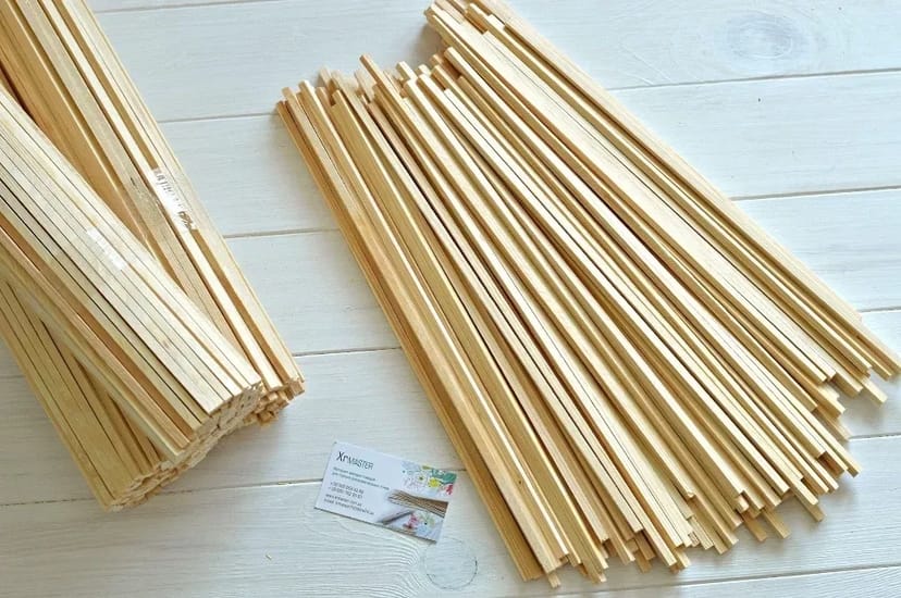 Виготовлення паличок для солодкої вати різних розмірів.