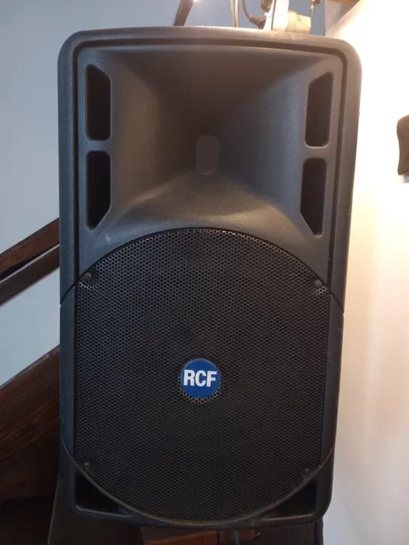 Звукове обладнання на невеликі дійства!