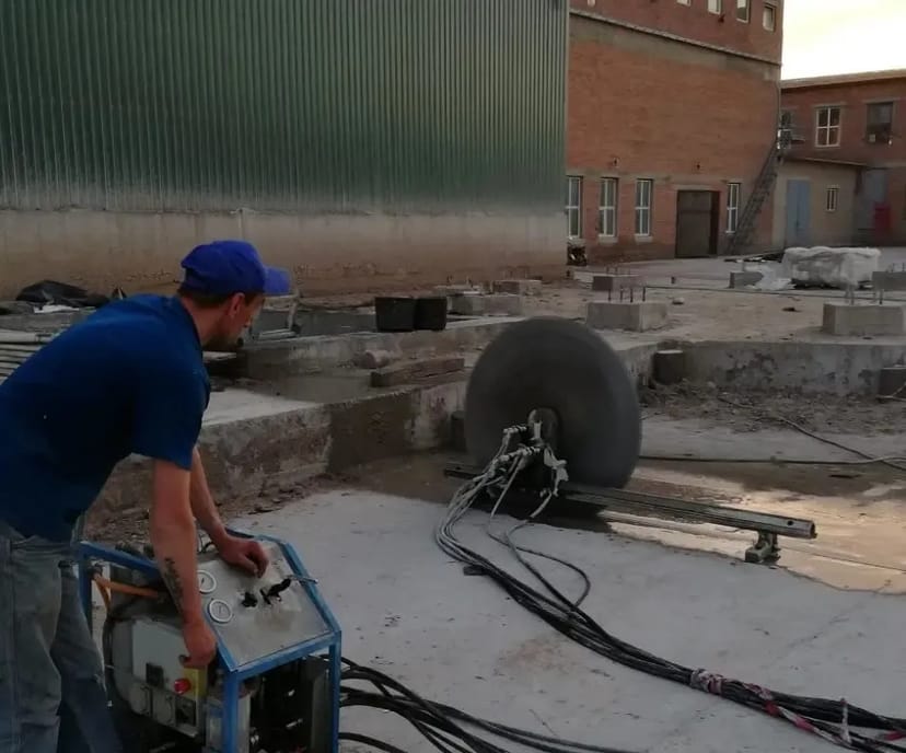 Демонтаж басейну від 9 800 ₴/кв.м