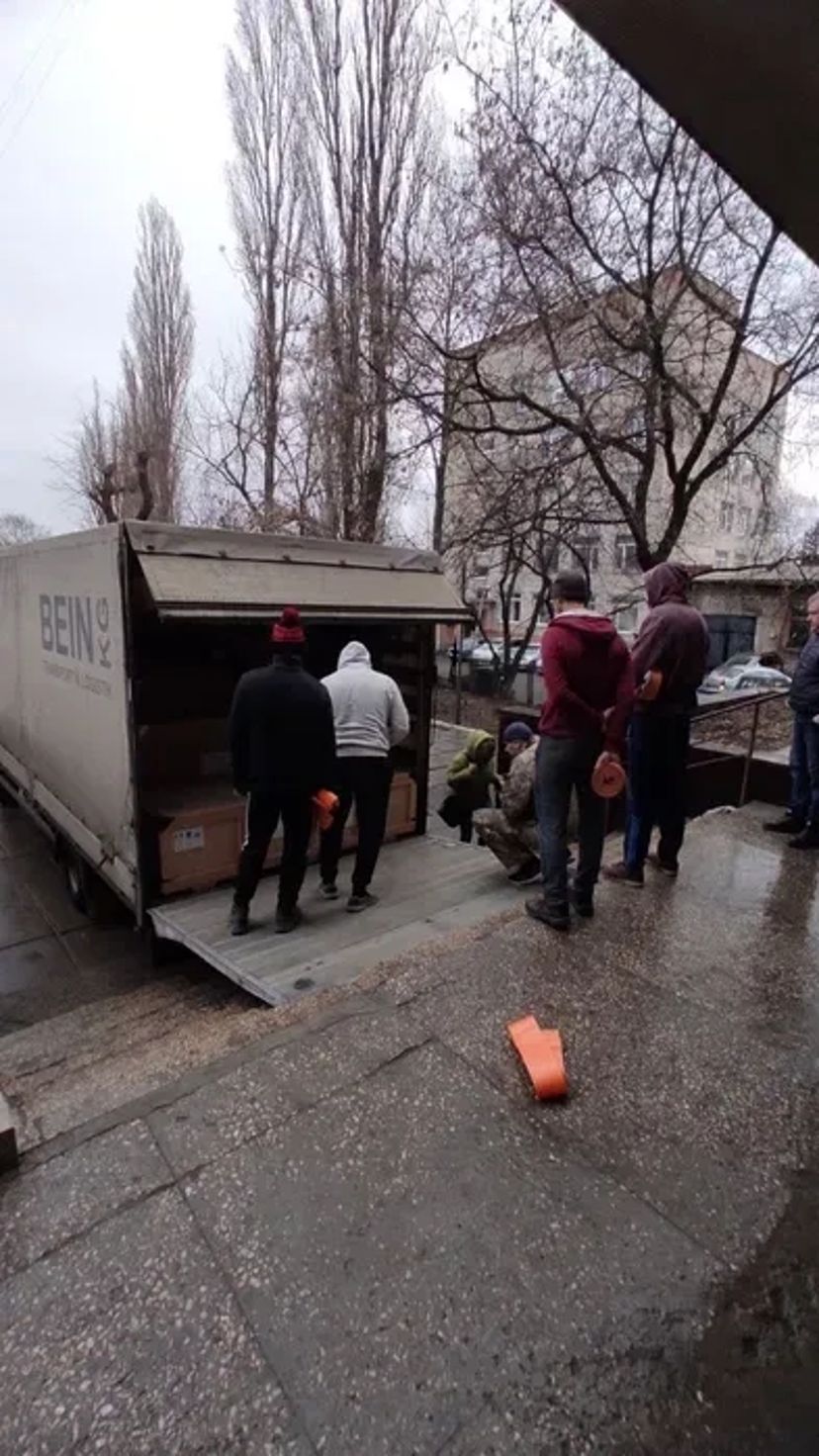 Грузчики, Грузоперевозки