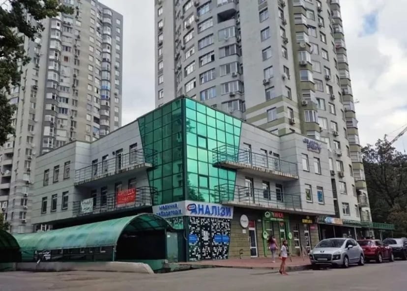 Фасадне приміщення 89 м2 в Святошинському районі