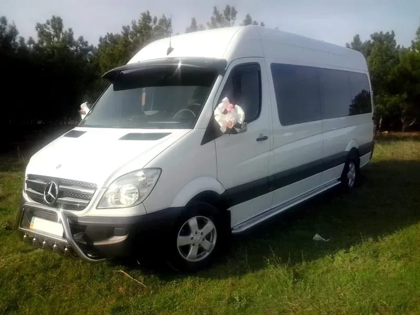 Авто, намиста, трансфер, авто на весілля, поїздки по Україні.