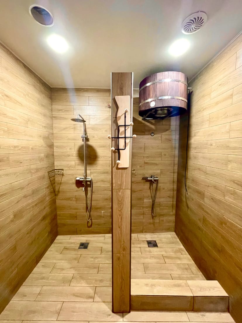 Банний комплекс «Наша-Баня», лазня на дровах, чани, холодна купіль, зони відпочинку