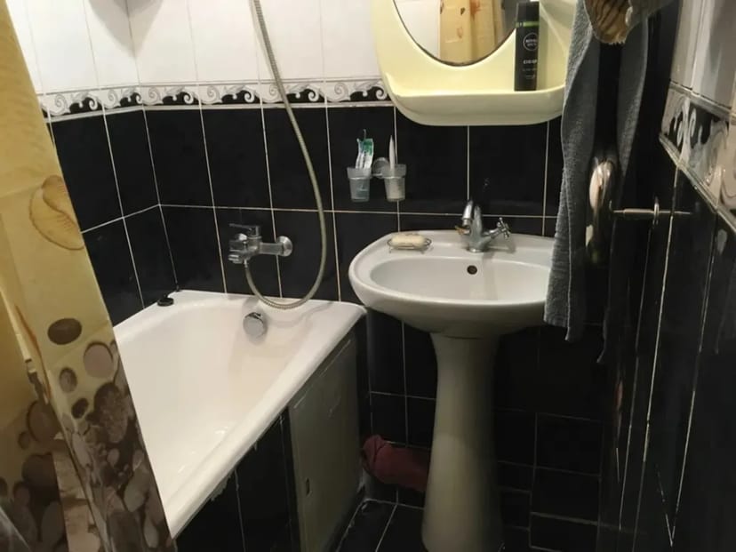 Квартира 3 кімнатна , біля метро «Героїв Днiпра»