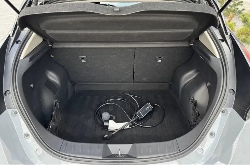 Nissan Leaf 400 km запас ходу