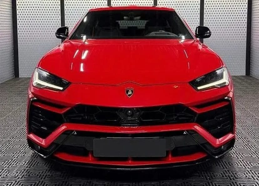 409 Lamborghini Urus без водія з водієм 