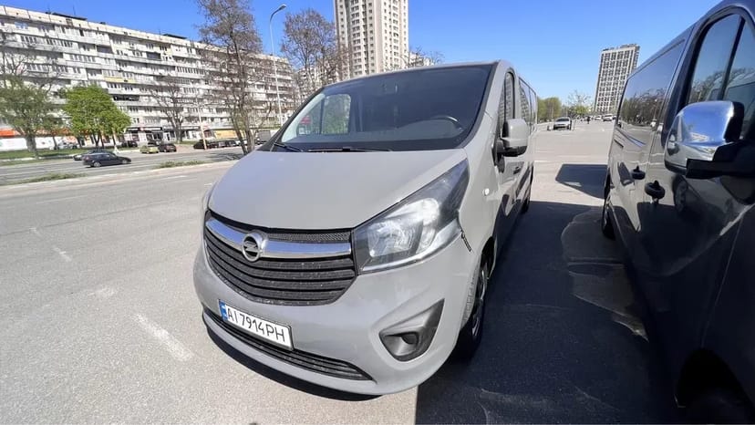 Автобус Opel з викупом