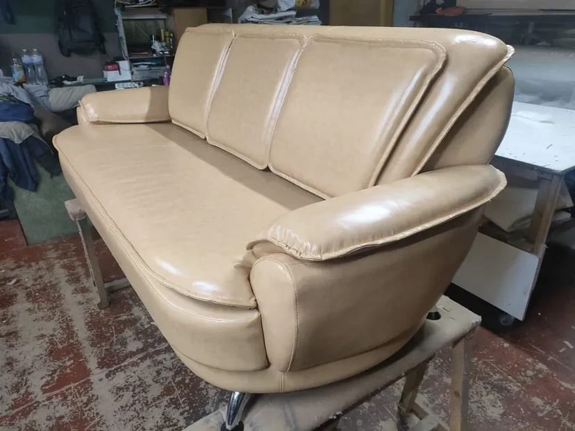 Перетяжка відновлення м'яких меблів