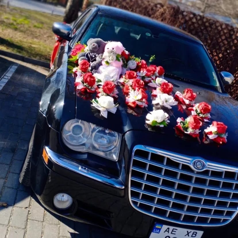 Chrysler конфортний автомобіль преміум класу